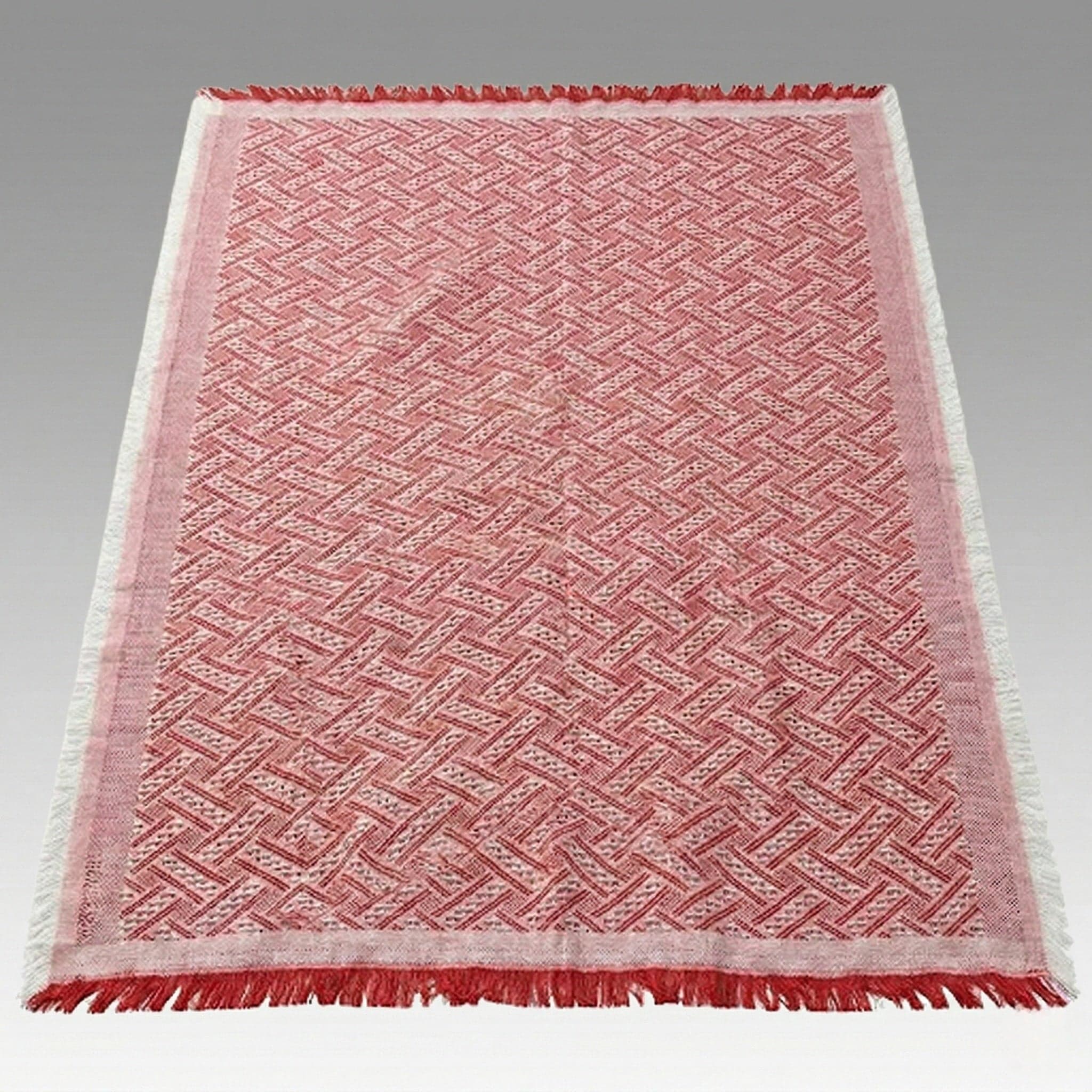 3-Season Woven Picnic Blanket – 9 Sizes for Indoor-Outdoor Use | Traverseon