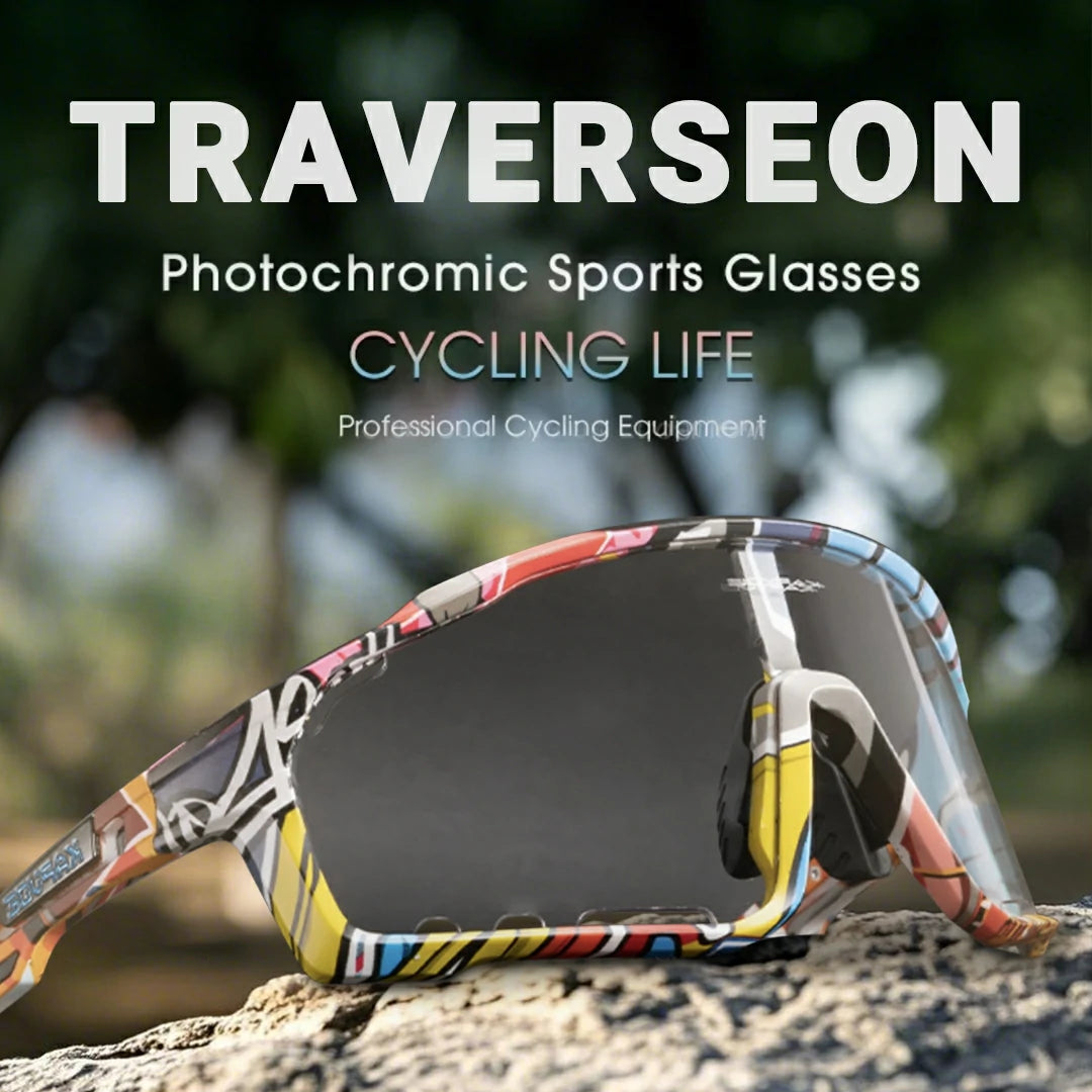 Photochromic Cycling Glasses