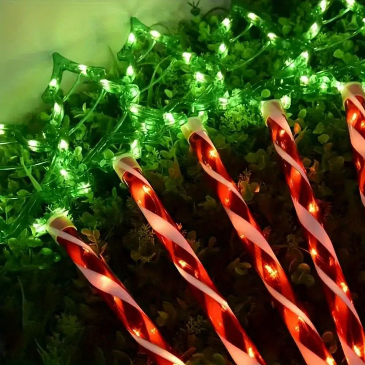 Lawn & Garden Christmas Lights β Outdoor Rain-Snow Resistant Decor | Traverseon