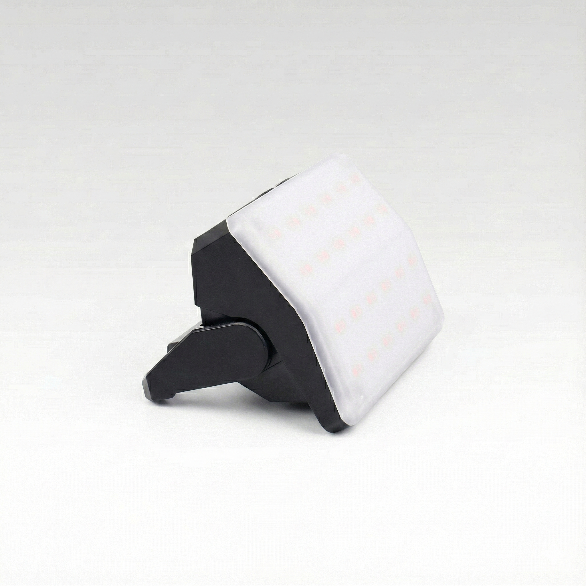 Card-style Camping Lights – Portable Multi-Mode 900LM Lamp for Outdoor | Traverseon