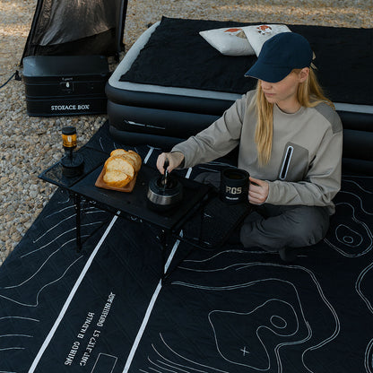 Waterproof Outdoor Picnic Mat – Lightweight Family Size Blanket