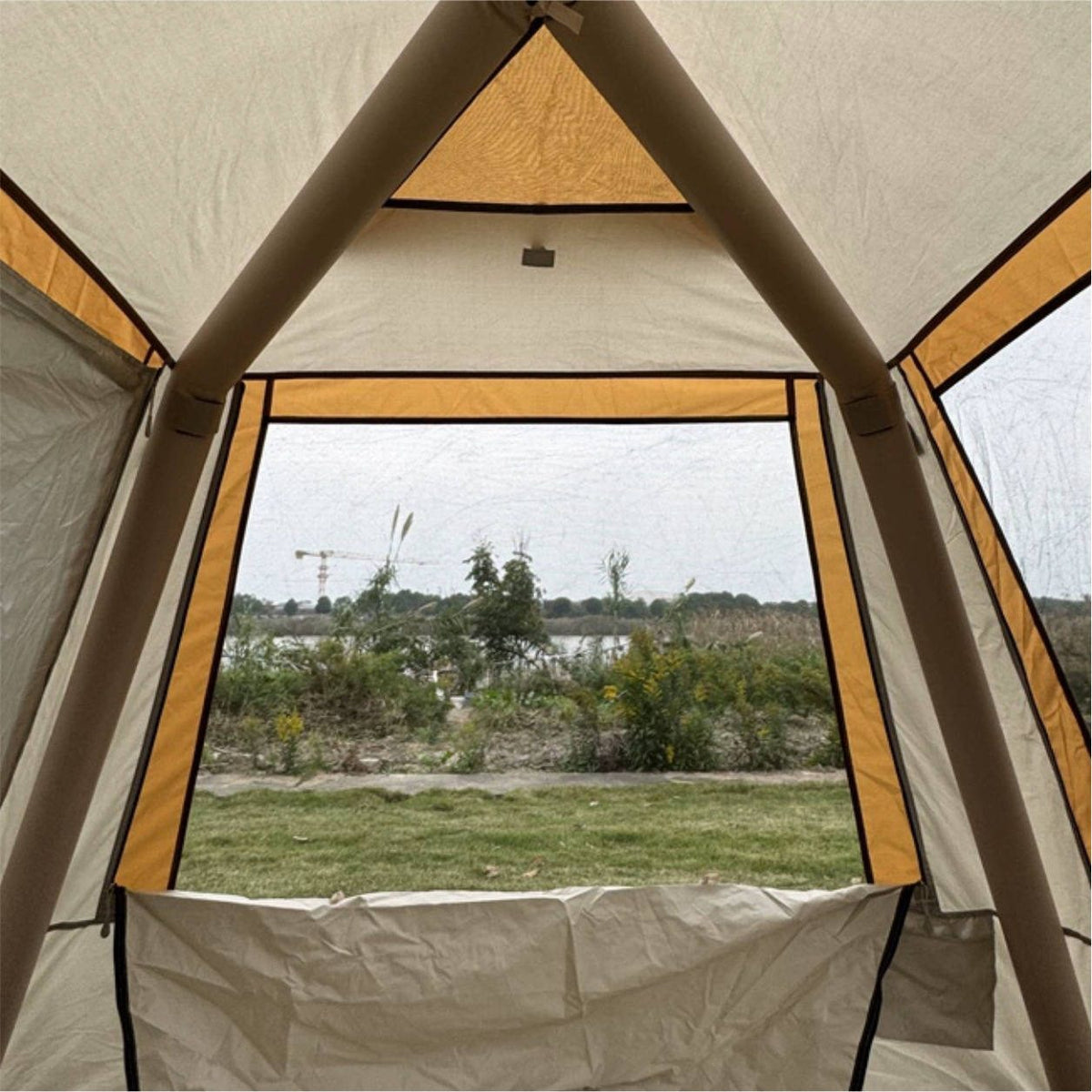 Traverseon Pole-Free Air Tent – 4–8 Person Inflatable Pop-Up Tent with Canopy