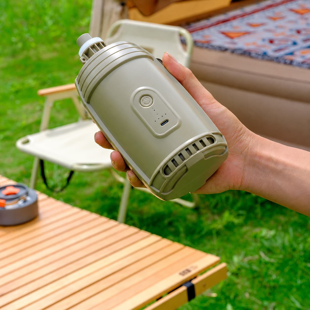 Rechargeable Air Pump for Inflatables – 2500mAh Camping Pump | Traverseon