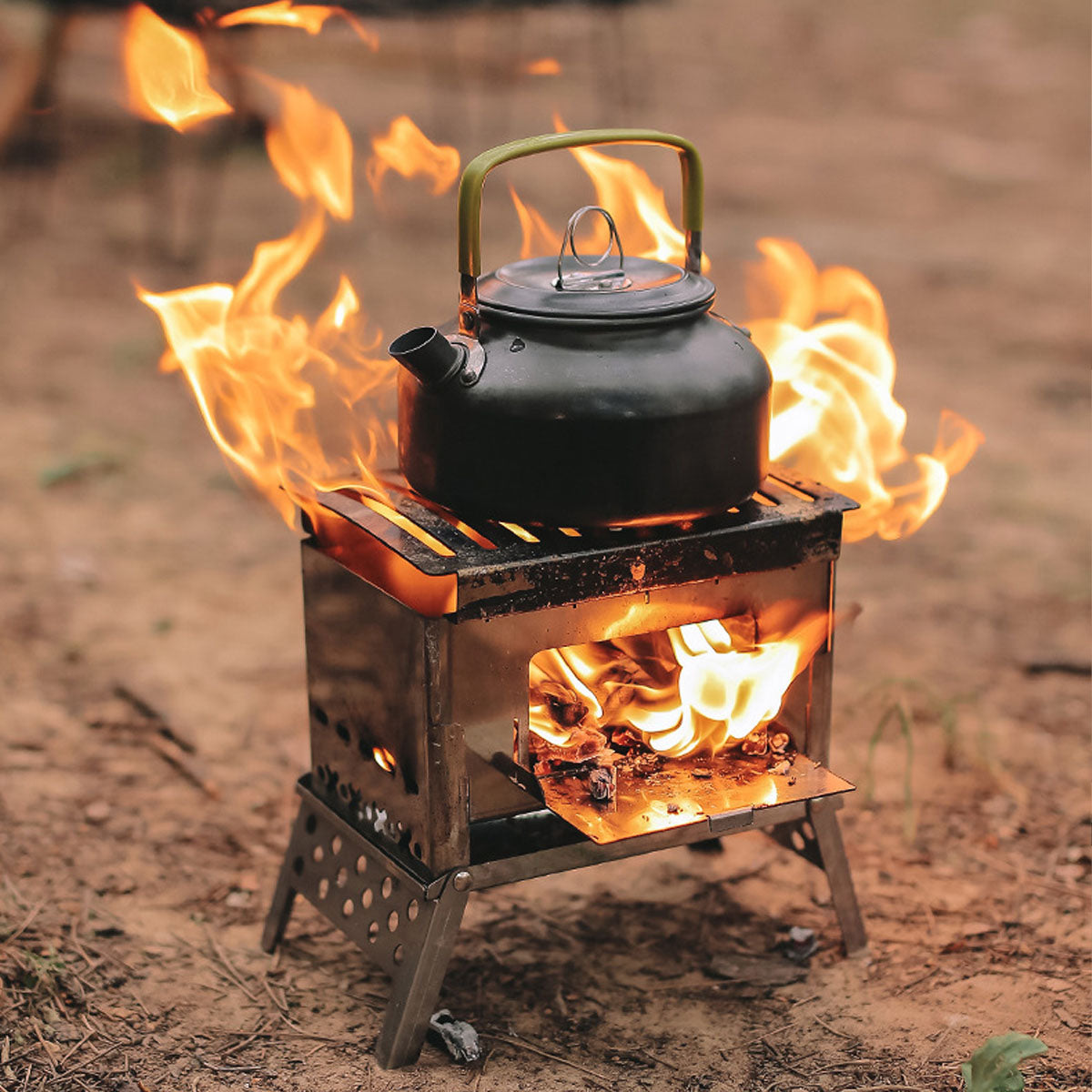 Portable Wood-Burning Stove – 930g Ultra-Light Card-Style  Foldable BBQ for Camping | Traverseon