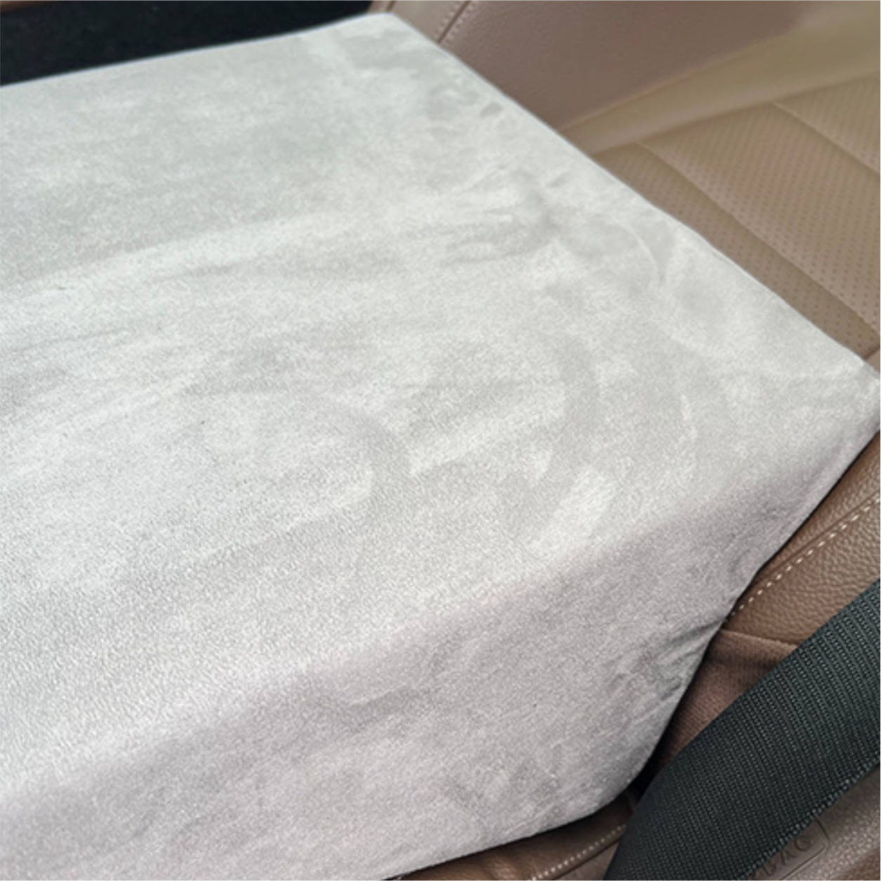 No-Inflation Car Front Seat Sleeping Pad – 1-Seat Leveling Pad for Naps | Traverseon