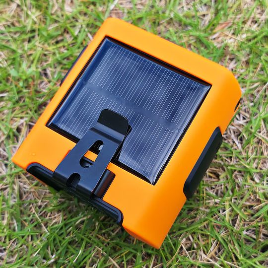 Portable Waist Fan – 8000mAh, 14,400 RPM Low-Noise, TEC Cooling & Solar | Traverseon